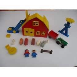 Duplo 2655  ferme batiment animaux engins vintage