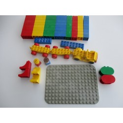 Duplo 84 pièces variés : cubes voitures plaque...