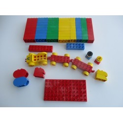Duplo 84 pièces variés : cubes voitures plaque...